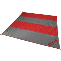 Islander Blanket -Outdoor Sports Equipment Store ENO Islander Blanket charcoal red 1