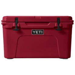 Yeti Tundra 45 Cooler 22 Yeti Tundra 45 Cooler -Outdoor Sports Equipment Store Tundra 45 Harvest Red front 3352 Layers F2